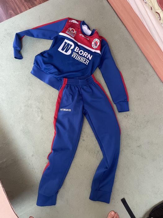 Детски дрешки за 10-11 г. Момченце.