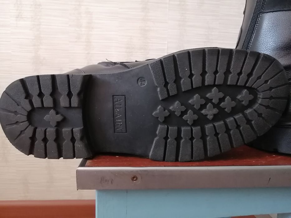 Ботинки зимние..