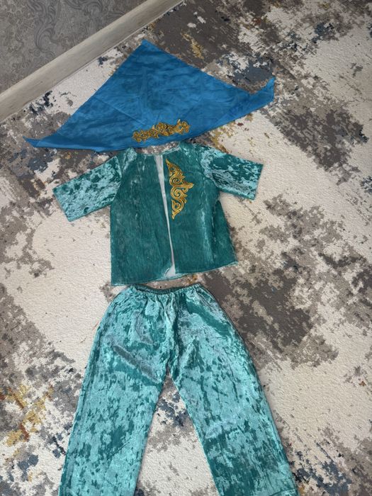 Казахская национальная одежда