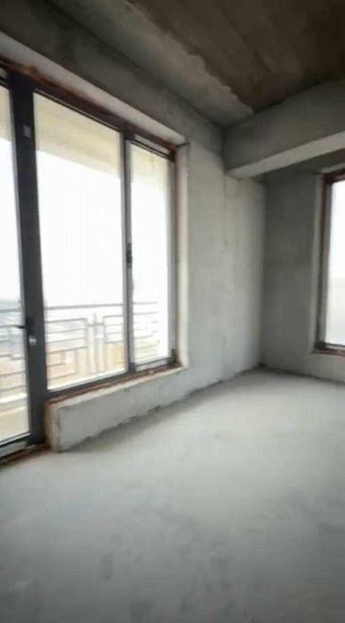 Новостройка 4-х комнатная ул. Сайрам (ремонта пока нет) ID: 4415