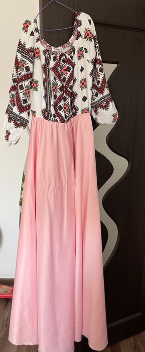 Rochii de gala folosite o singura data.