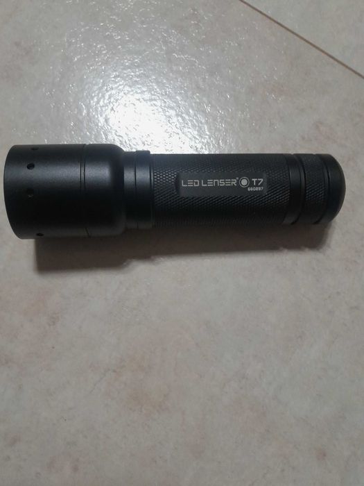 Lanterna ledlenser 17