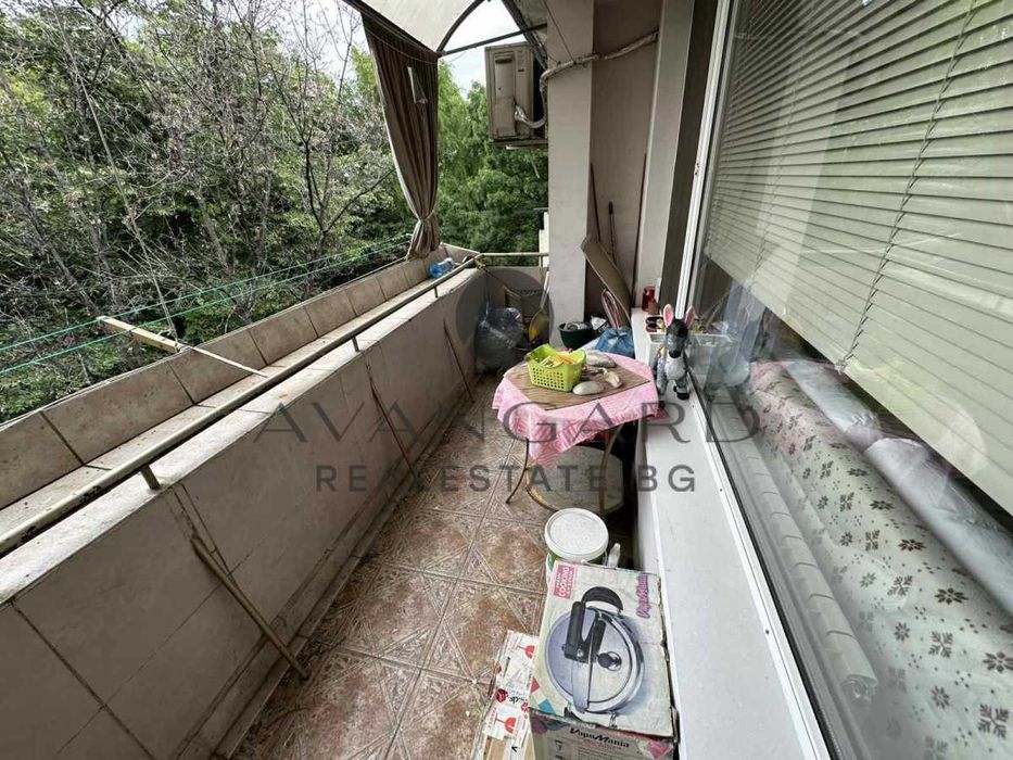 Продава се Тристаен апартамент в Пловдив, Кършияка - 82 кв.м за 1799 €/кв.м - Снимка #8