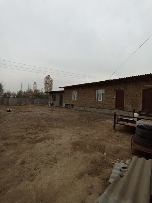 Сирдарё вилояти Баявут тумани КАРАПЧИ МФЙ да уй сотилади