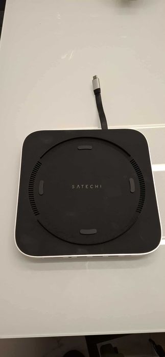 Продавам:Satechi Stand & Hub за Mac Mini / Studio с NVMe SSD Enclosure