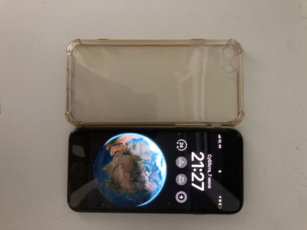 IPhone 8 64 - gb