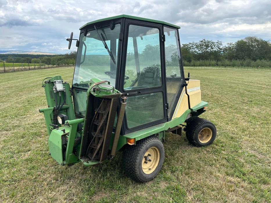 Tractor Tuns Gazon Sabo Roberine 1203