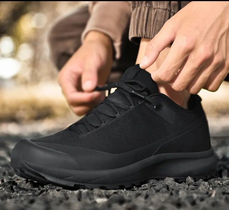 Специални, модел 2025 (мостра) - waterproof, schock absorbing, anti sl