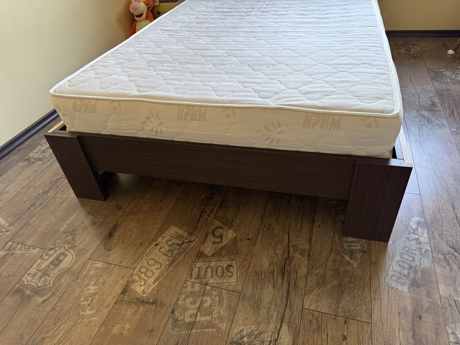 Легло с матрак 120/200