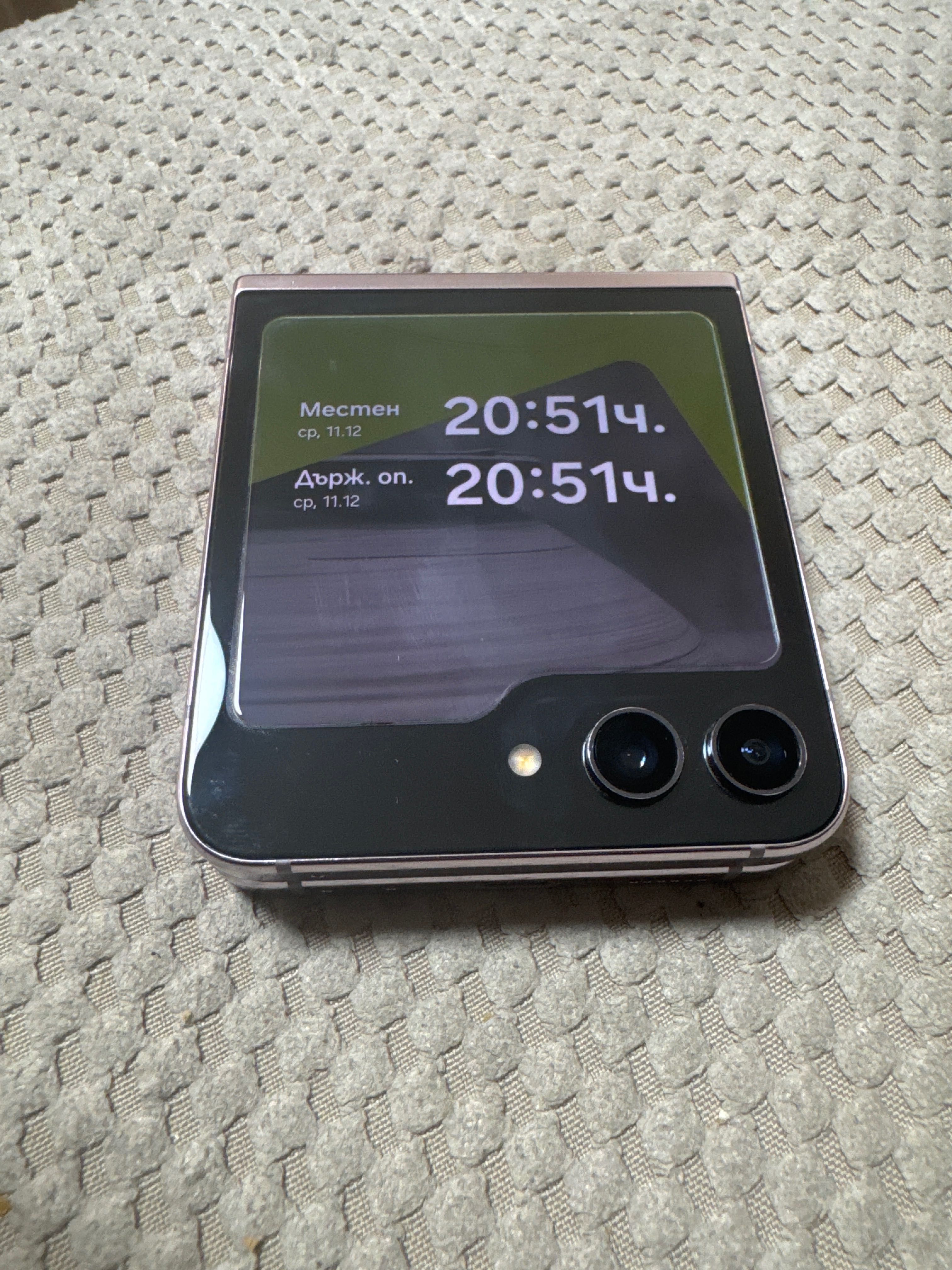 Смартфон Samsung Galaxy Z Flip5, 8GB RAM, 256GB, 5G,