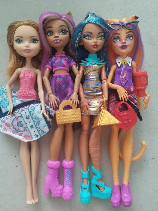 Кукли Барби и Монстър Хай Г3