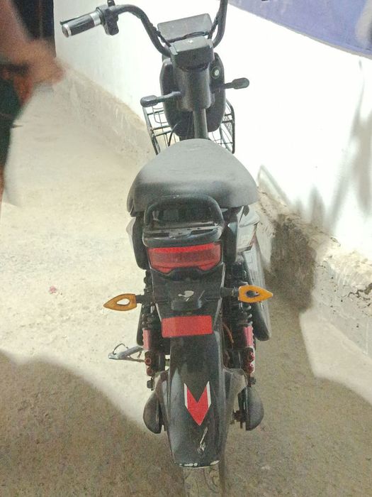 Skuter sotiladi edial 3.500mln