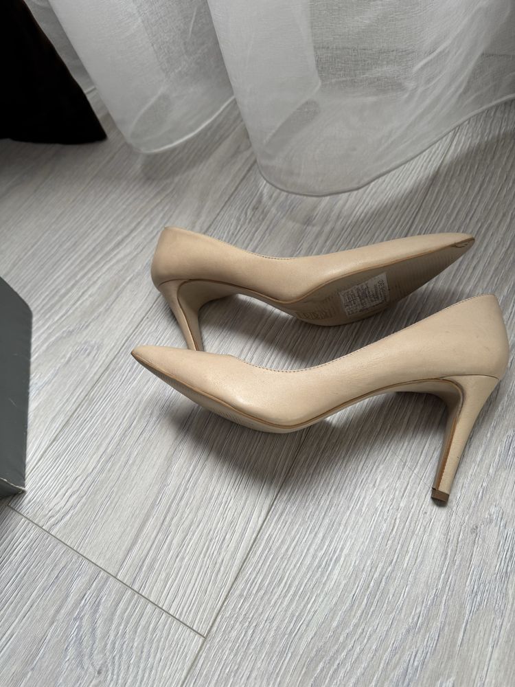 Pantofi stiletto, marimea 39, noi