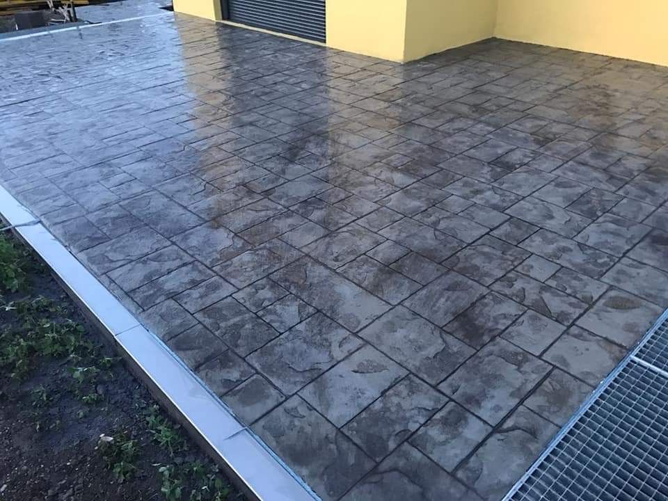 Beton amprentat si elicopterizat.