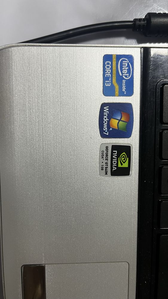 Ноутбук ASUS