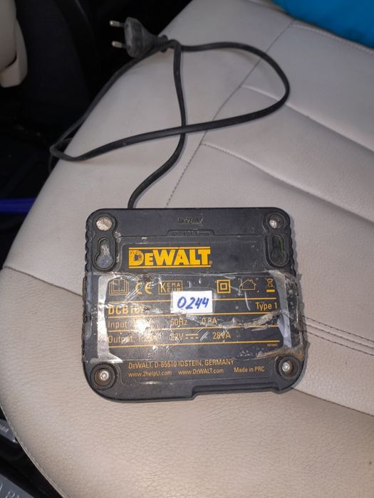 Зарядное устройство