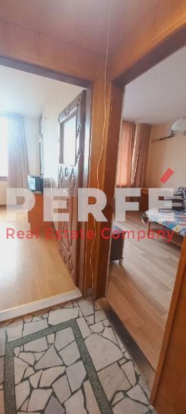 2-стаен в Бургас-Център площ 74 цена 740