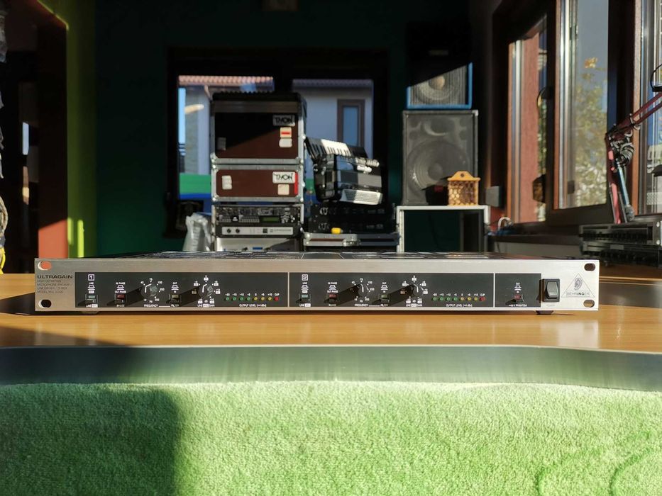 Preamplificator Microfon Etc. Behringer UltraGain Mod. Mic 2000