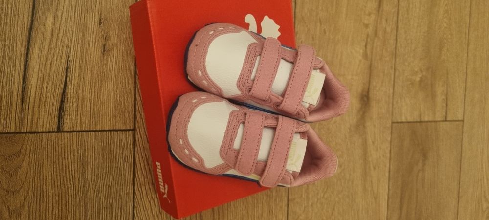 Adidași Puma fetite mărimea 20