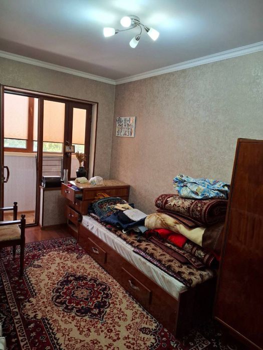 Продается своя отличная квартира в центре Самарканда. ул Амира Темура