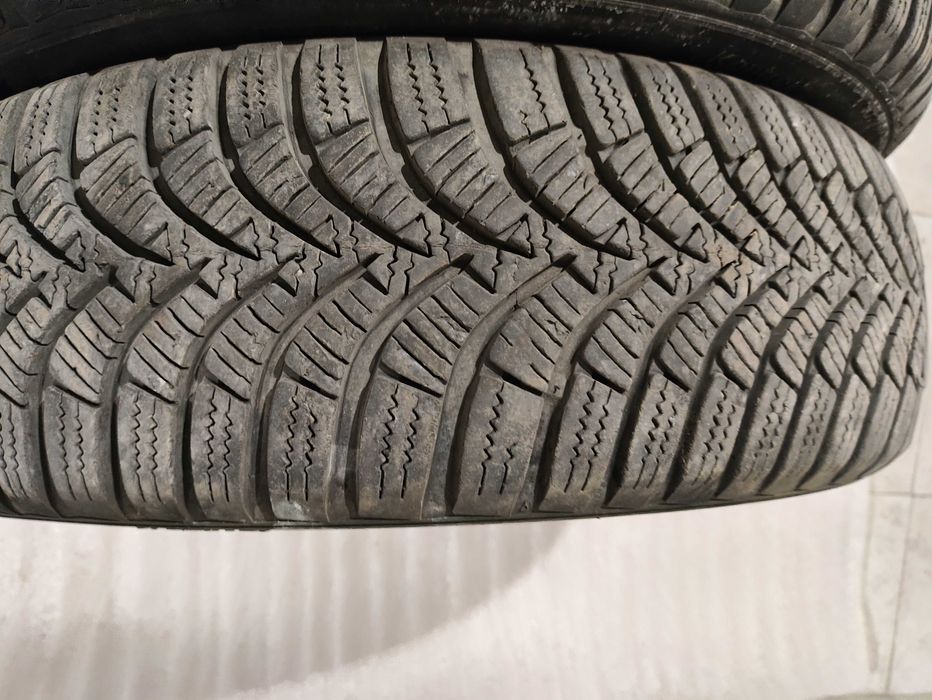 Зимни гуми за SMART HANKOOK WINTER I'CEPT RS2 155/60/15 и 175/55/15