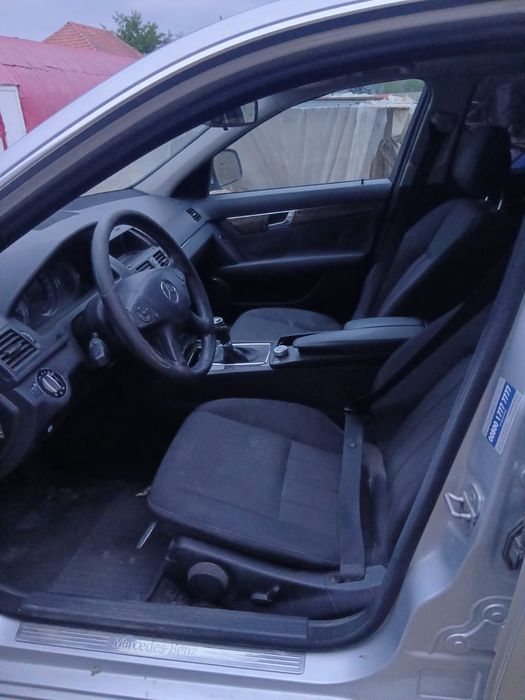 Mercedes c200 , w204 , 136 cp