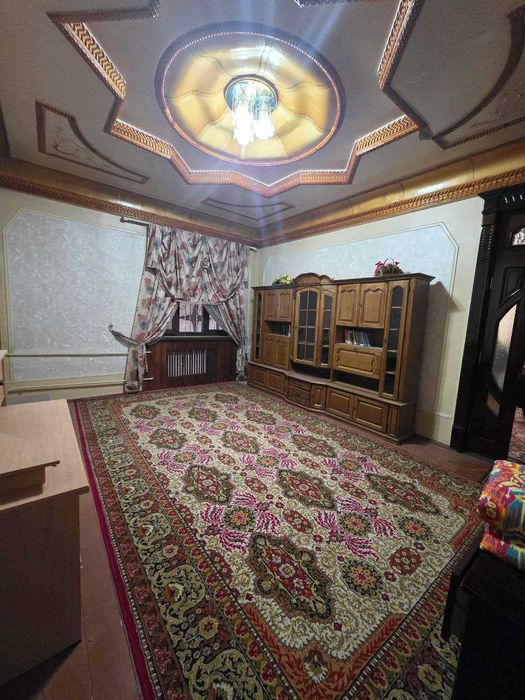 Фозилтепа кучасида 2 кавватли уй кизларга безмаклер Олмазор метро якин