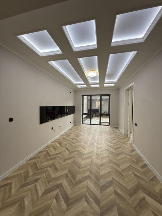 Mirobod Tumanida 3 qavatli uchaska sotiladi