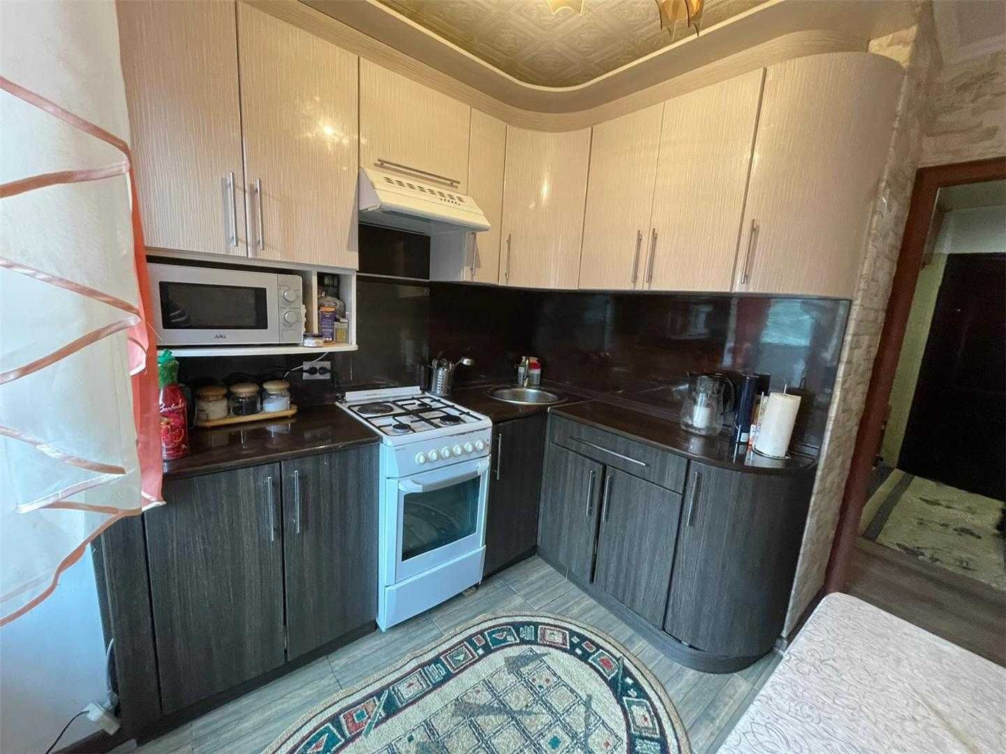 Продам 3х комн квартиру на 4 мкр 2 этаж