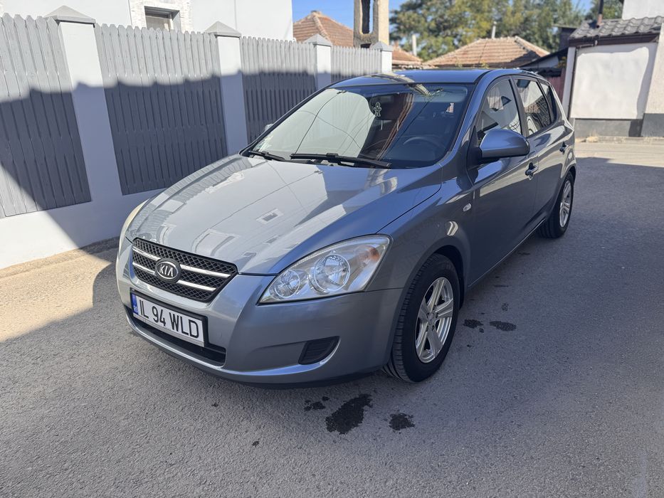 Kia ceed 1.4 benzina an 2008 cu GPL montat recent si fara defectiuni