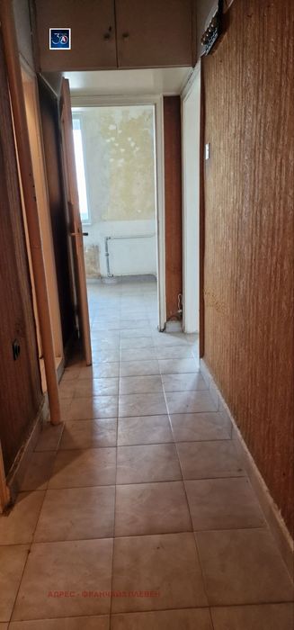 3-стаен в Плевен-Идеален център площ 100 цена 90000