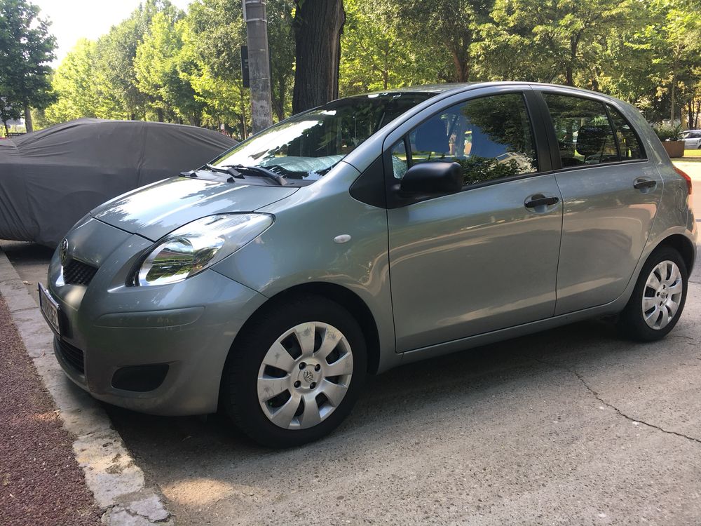 Toyota Yaris 1.33 benzina 101 cp Impecabila 43.000 km ca noua