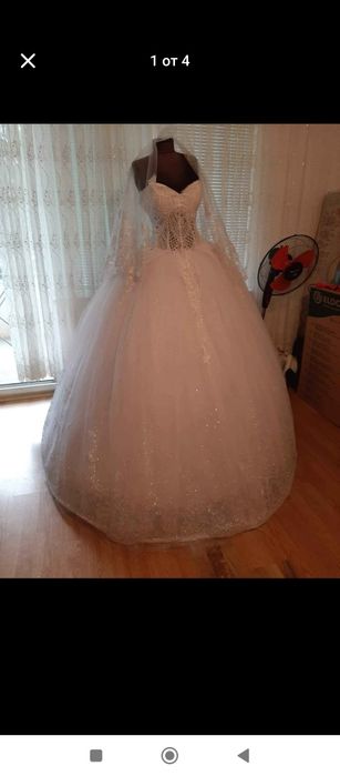 Булчинска рокля продава се