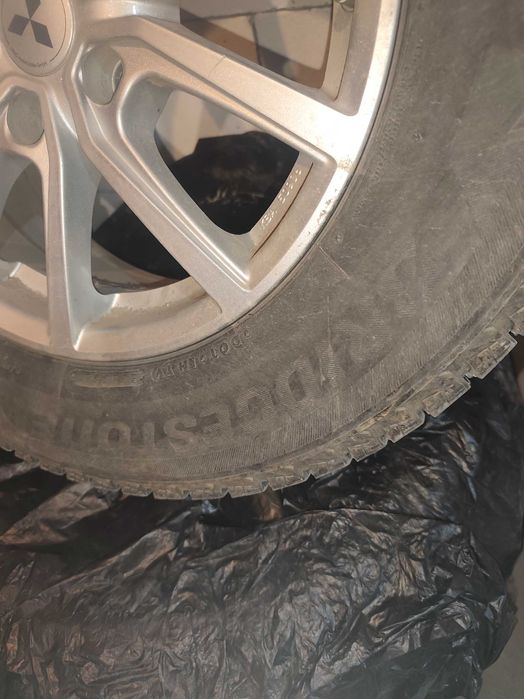 Джанти с гуми за Mitsubishi Outlander  5х114.3 16