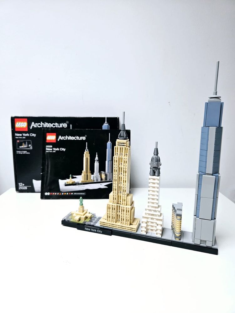 Lego Architecture 21028 - New York City (2016)