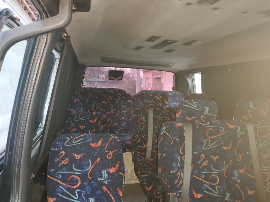 Микроавтобус Узбекистан буйлаб сайохат хизмати 14 та уриндик