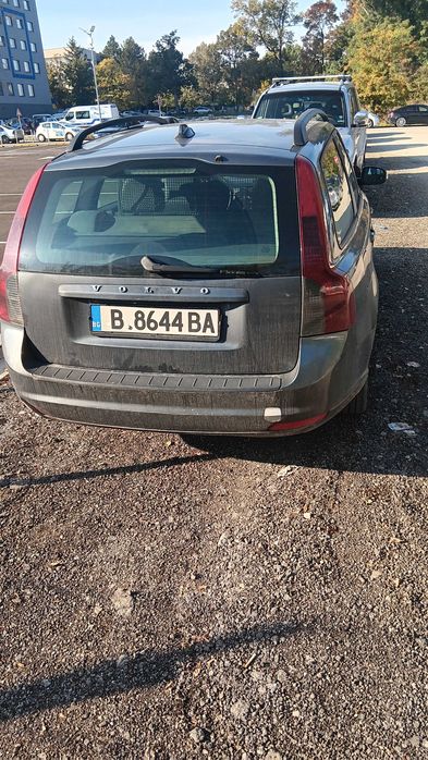 в50   2009 ..,дизел  136   6-скорости