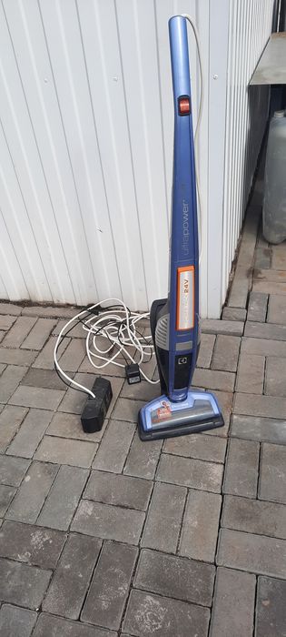 Продам пылесос для дома