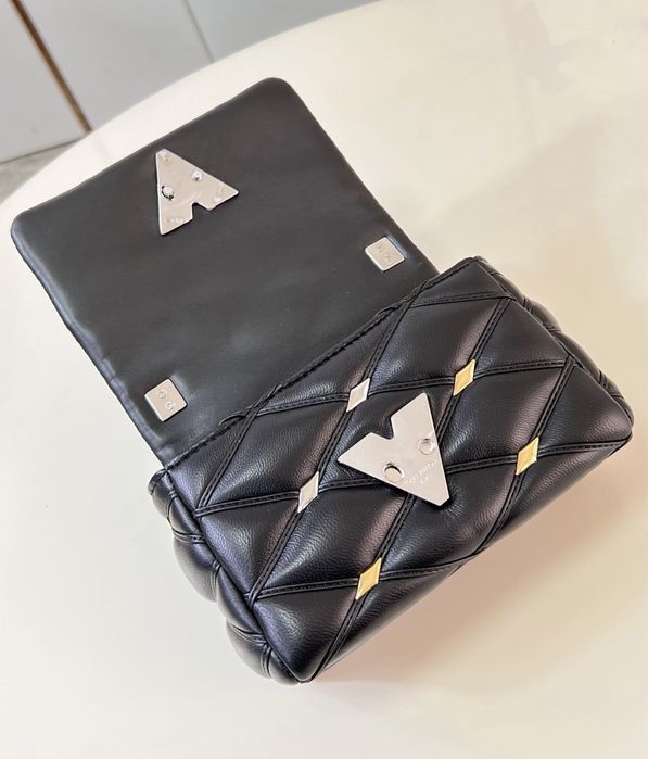 Louis Vuitton Pico Go