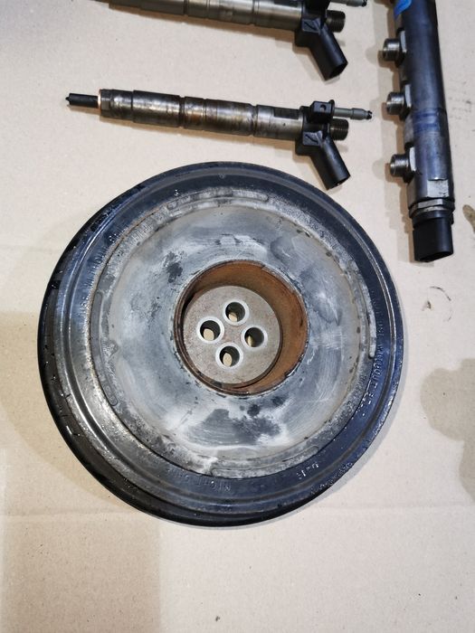 Fulie vibrochen 3.0 N57D30B bmw x5 x6 x3 x4 f25 f26 f15 f16 2014