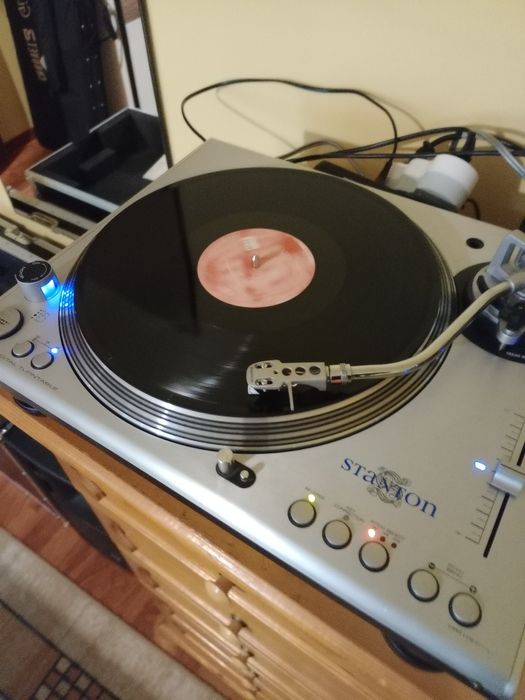 Грамофон Stаnton str 100