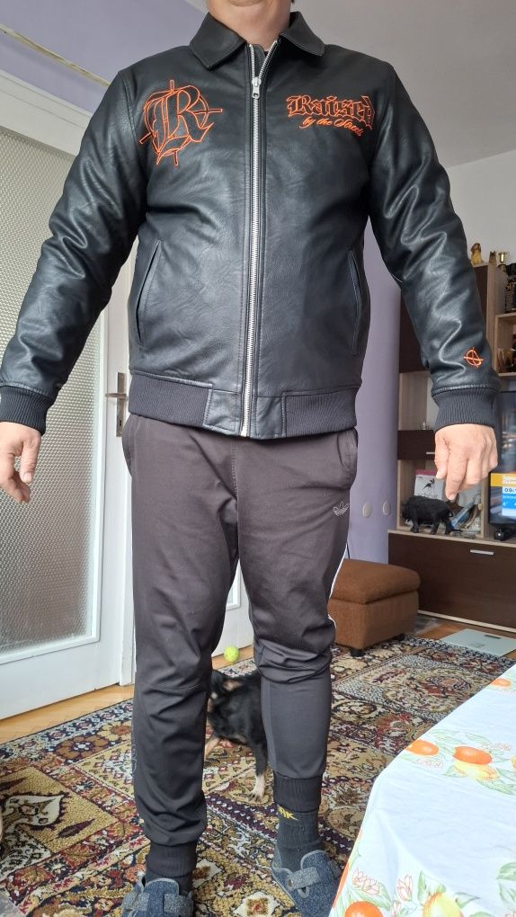 Кожено яке ново xl.