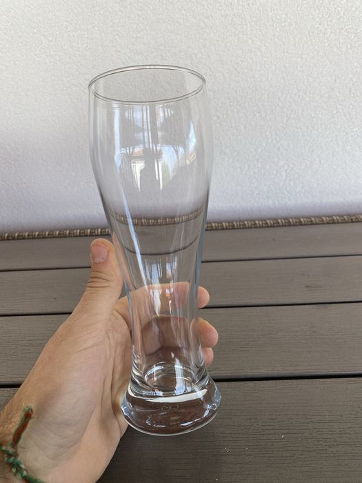 Pahare bere, suc, apa, draft