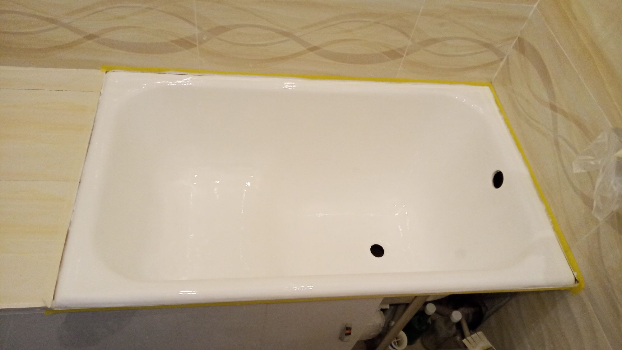 Покрытие чугунных, стальных, полимерных ванн в Ташкенте жидким акрилом