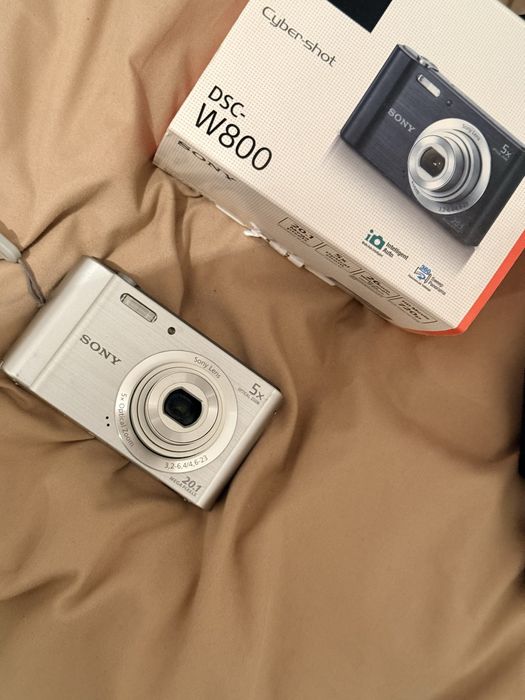 Фотоаппарат, мылница  Sony Cyber-shot DSC-W800