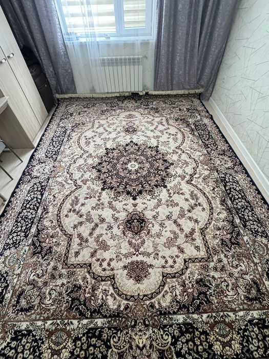 Продам ковер 3*4размер