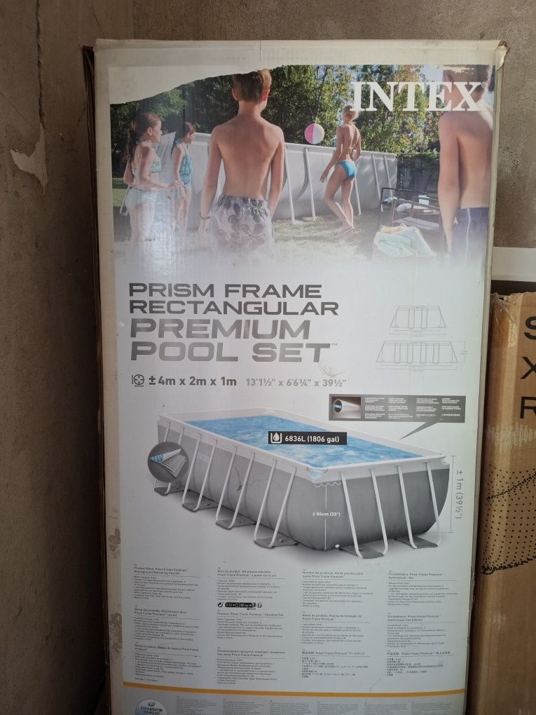 Бассейн Intex каркасный