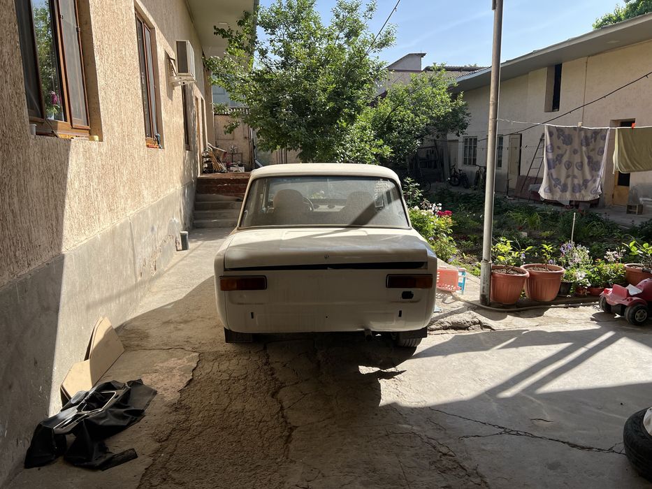 Vaz 21011 juguli sotiladi