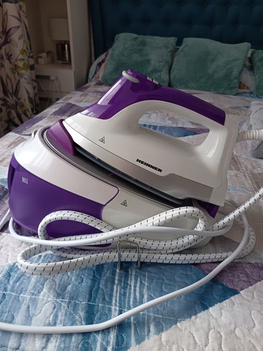 Stație de călcat Heinner