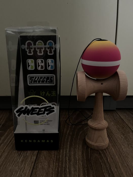 Kendama Sweets Broken Shape Horizon Fade Pink